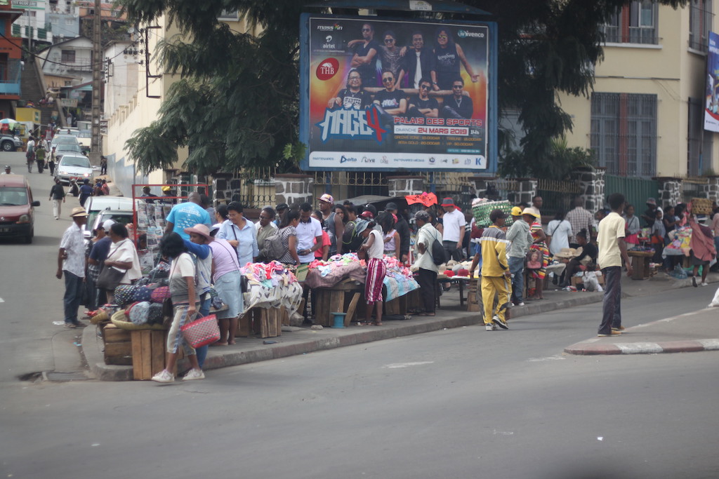 Street life (Tana)